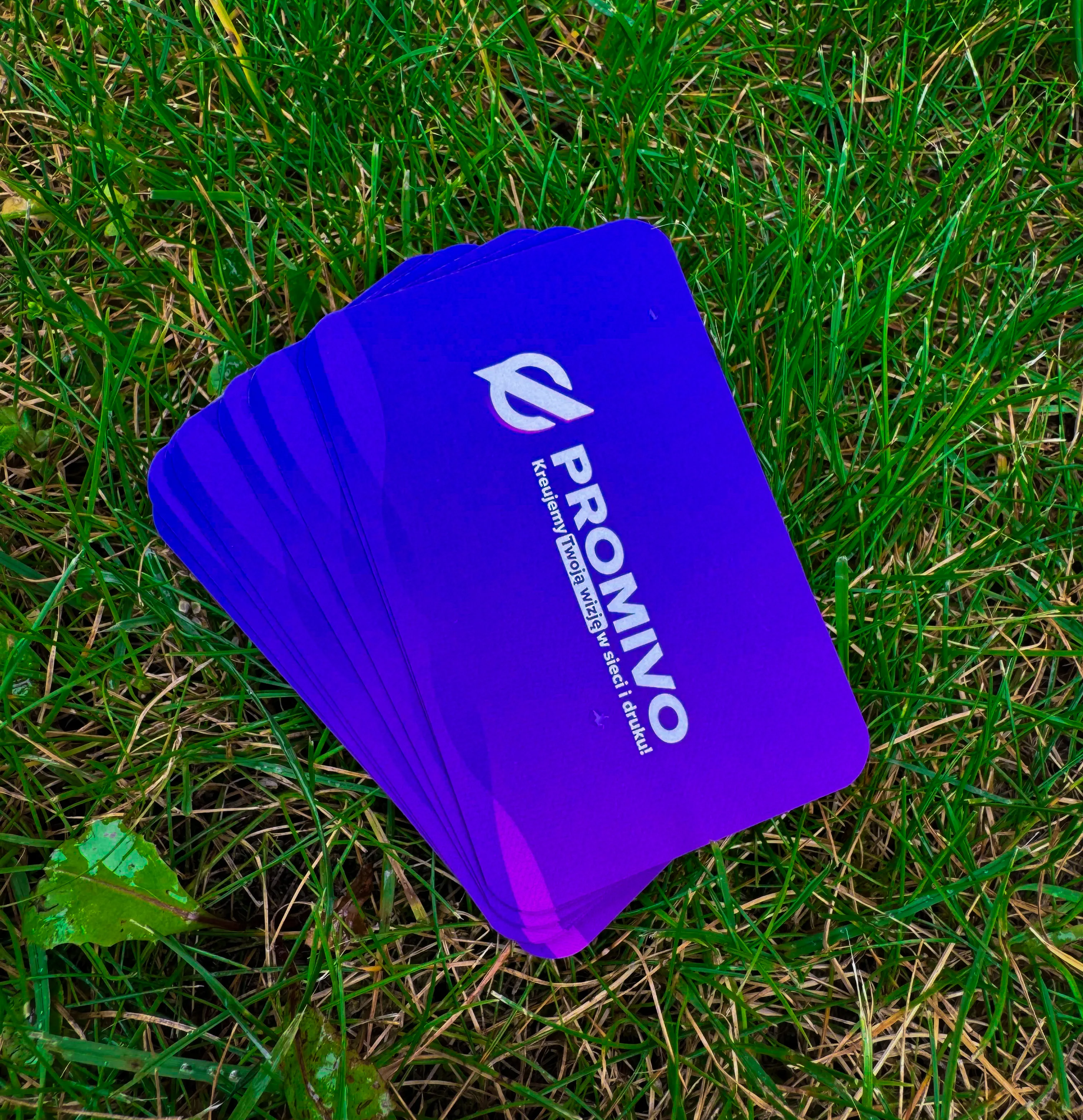 Promivo premium business cards